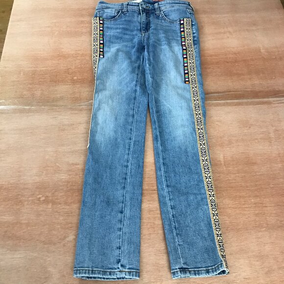 Pilcro Slim Boyfriend Crop Jeans Women 25 Blue Mid Rise Embroidered Aztec Denim - Picture 1 of 14